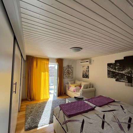 Kuca Za Odmor Ambra / Centar Crikvenice ซริกเวนิซา ภายนอก รูปภาพ